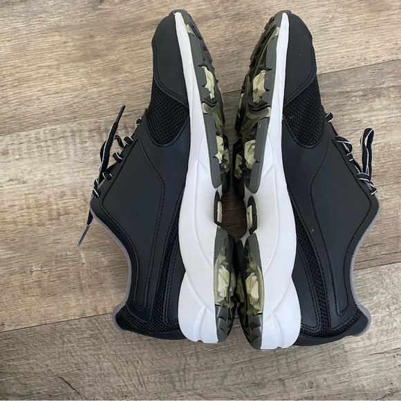 FootJoy FJ Mens 8 1/2 Golf Shoes Flexzone Spikeless Sneaker Black Athlet… - Picture 5 of 10